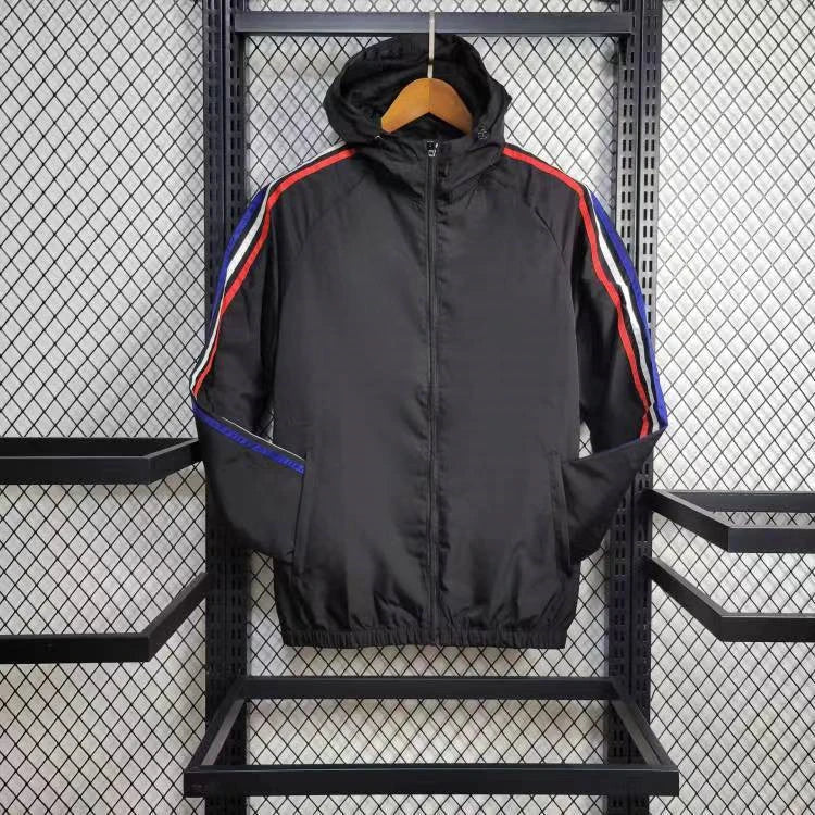 Windbreaker 24/25 - Preto e Vermelho